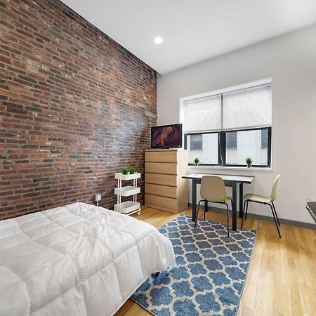 Simple Furnished Studio In The Heart Of Бостон Экстерьер фото
